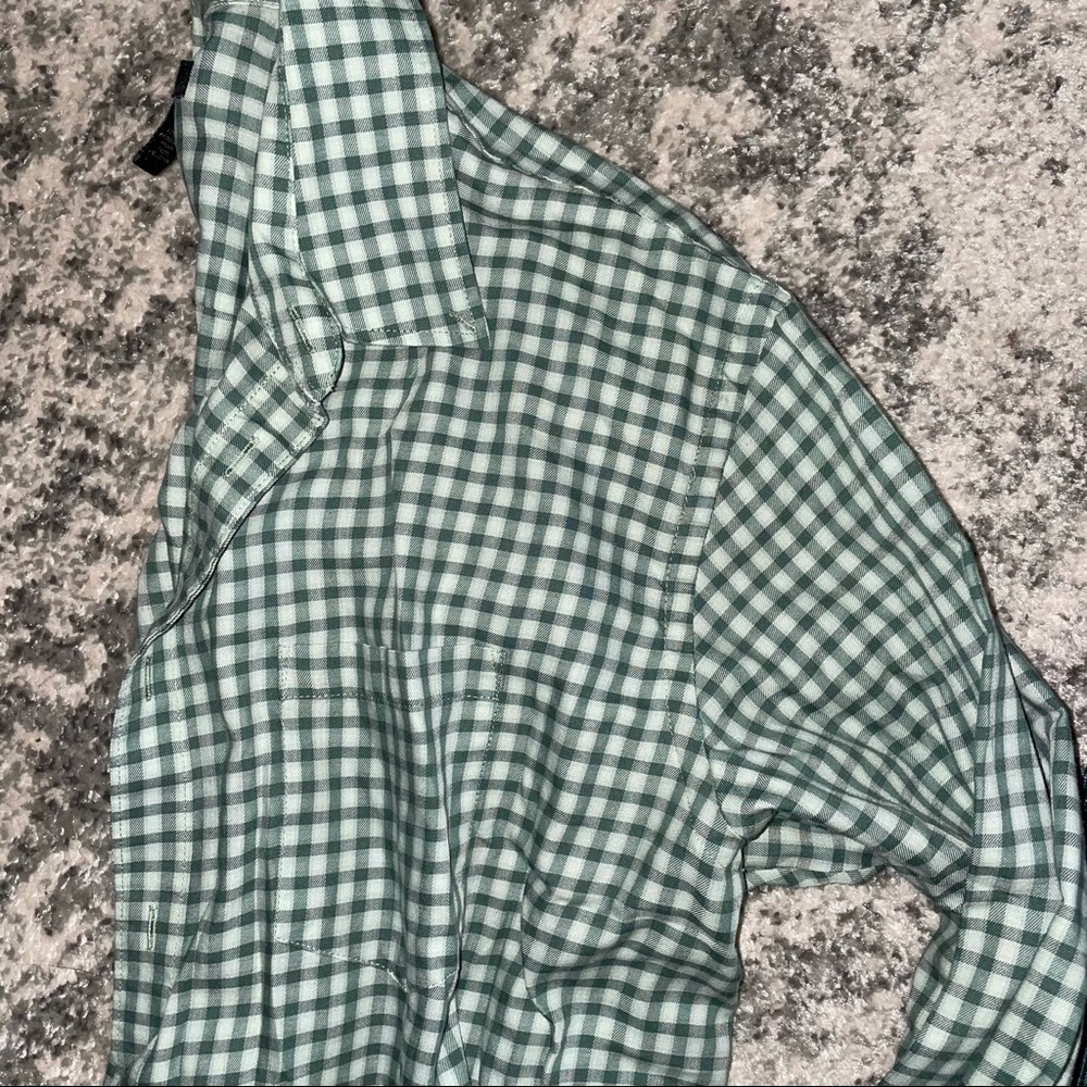 Host Pickvan Heusen Button Up Bundle - image 2